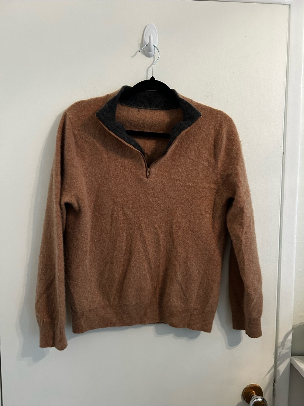 100% Cashmere Brown Quarter Zip Pullover Sweater – Cozy Classic
